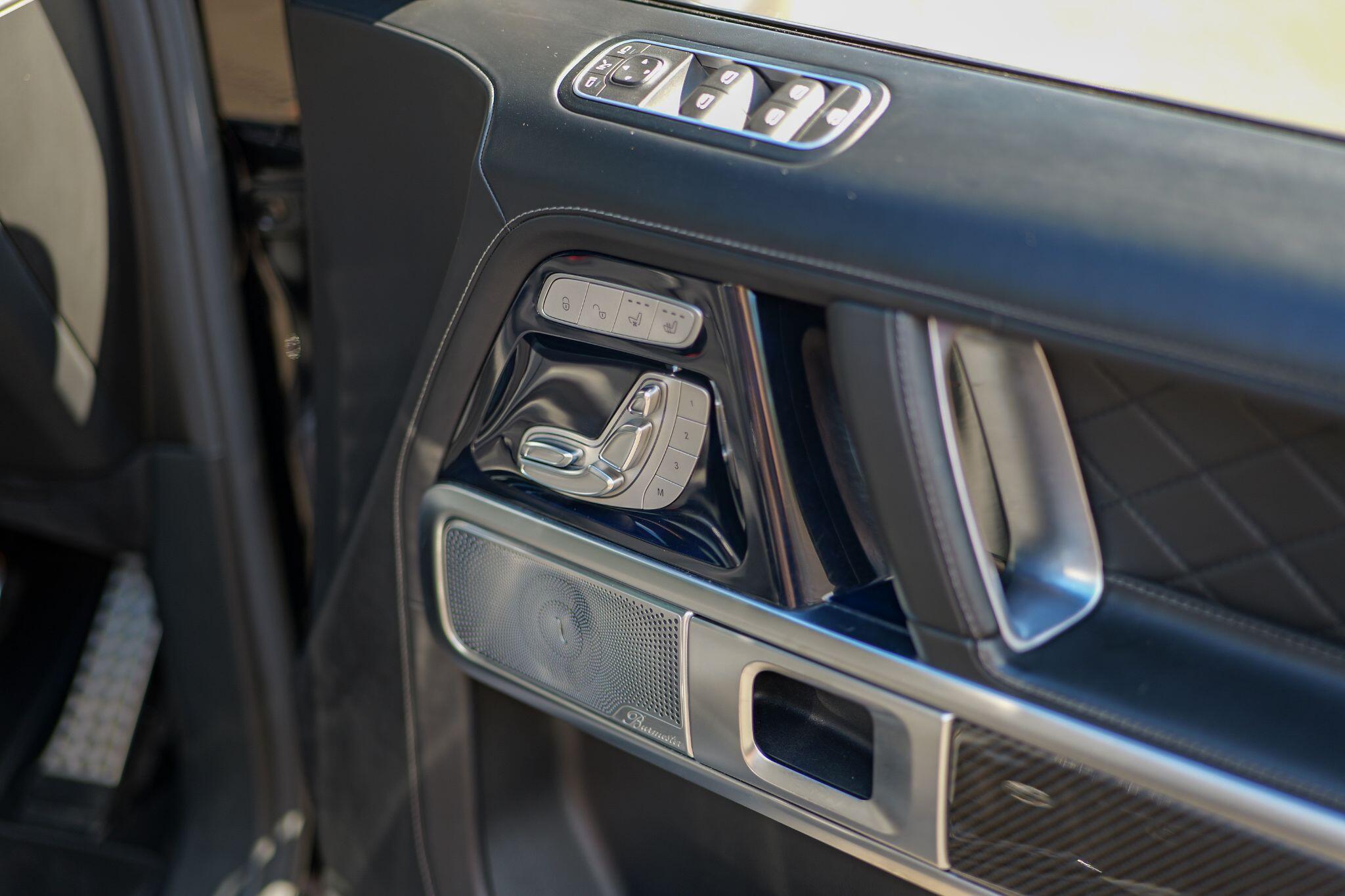 Mercedes-Benz G-Class view 27