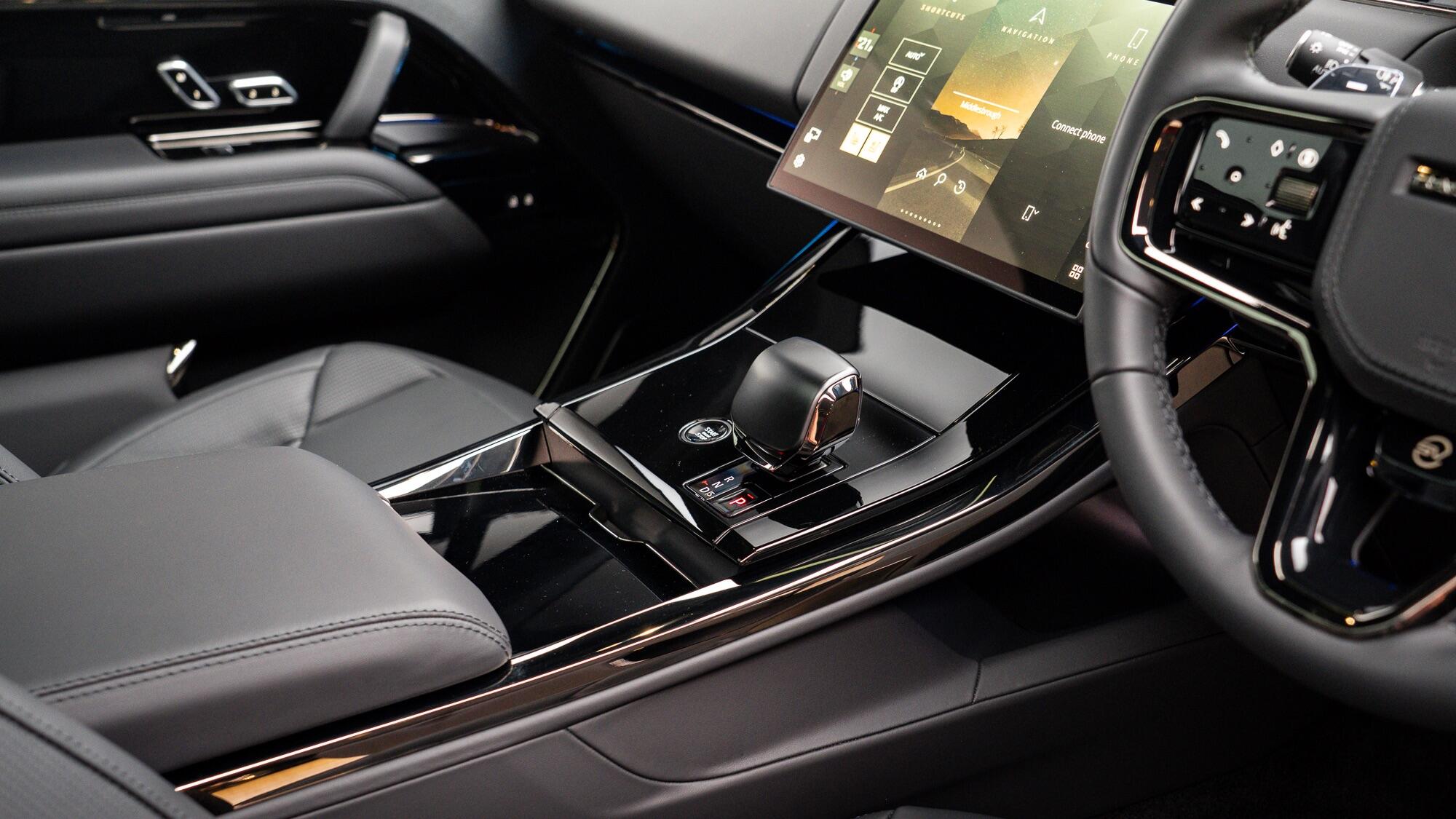 Land Rover Range Rover Sport view 42
