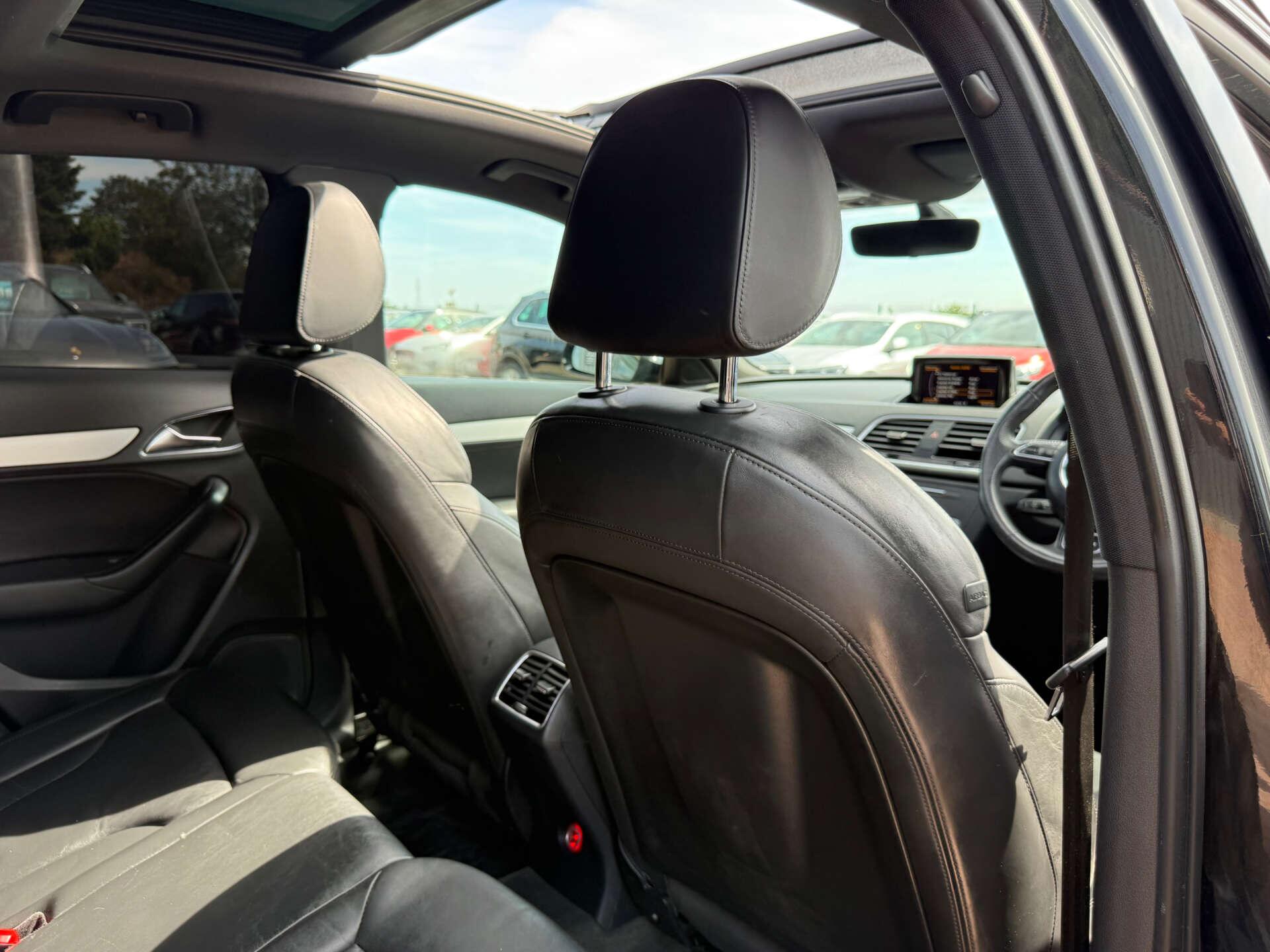 Audi Q3 view 62