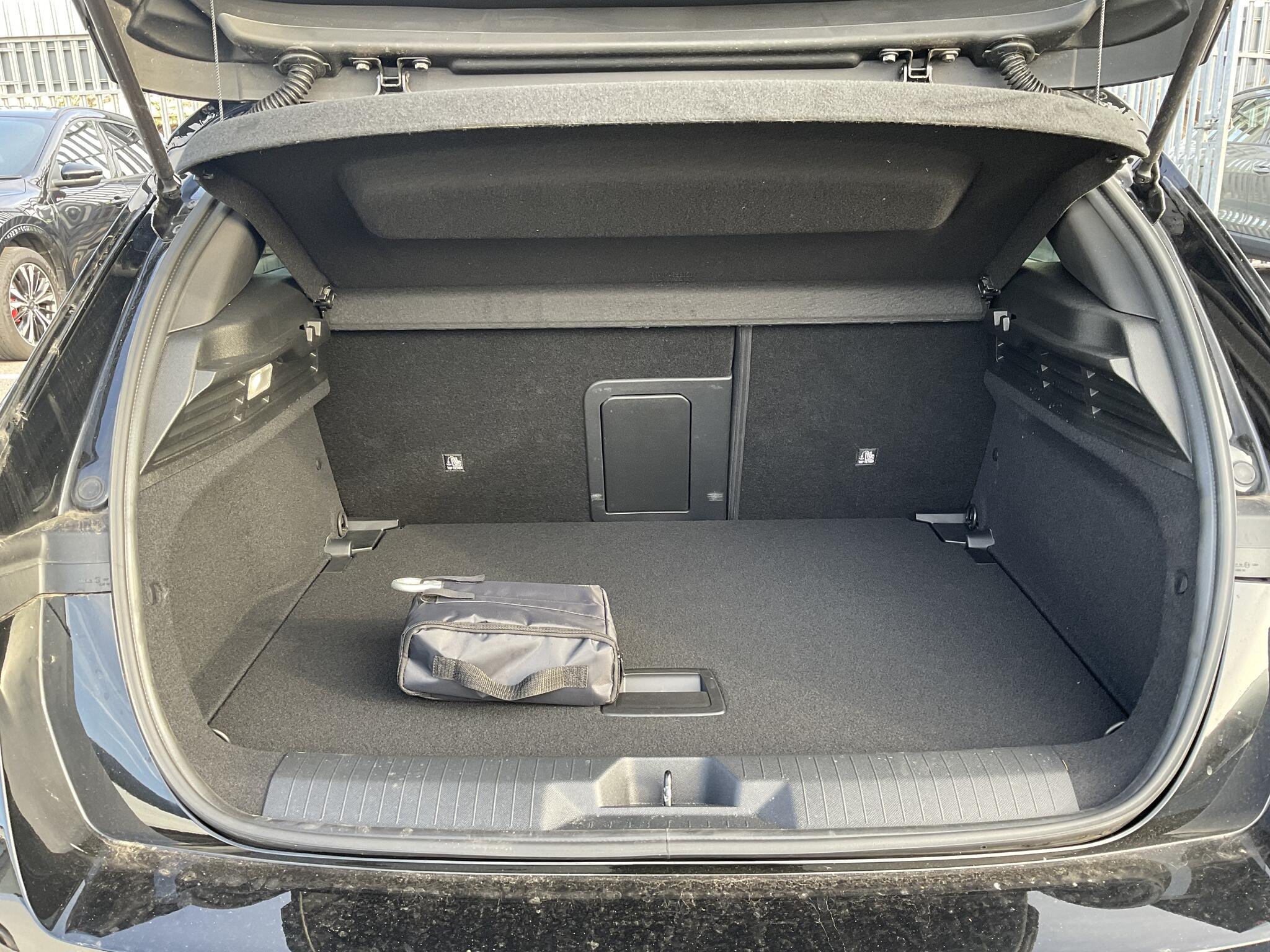Vauxhall Astra view 20