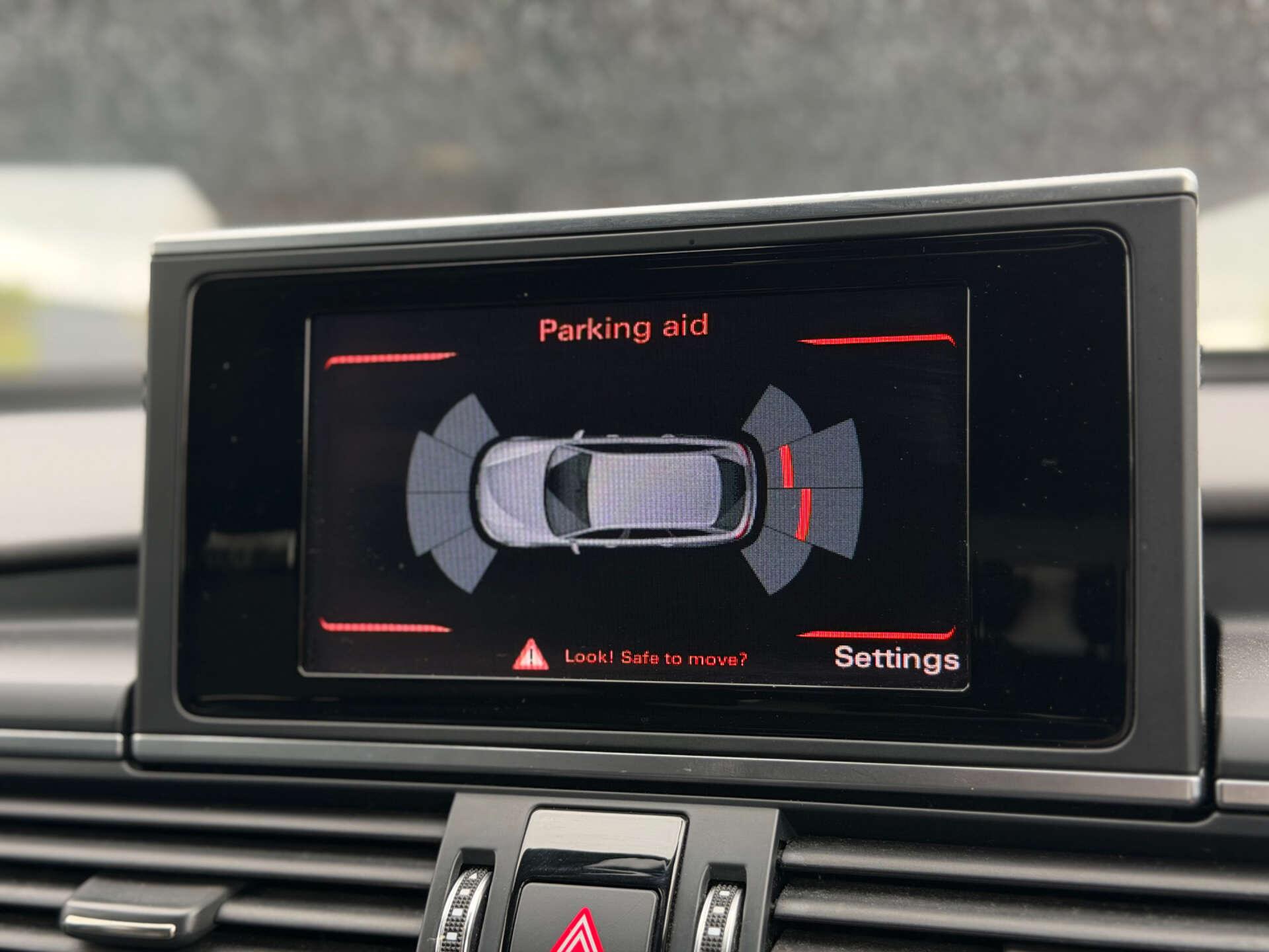 Audi A6 view 26