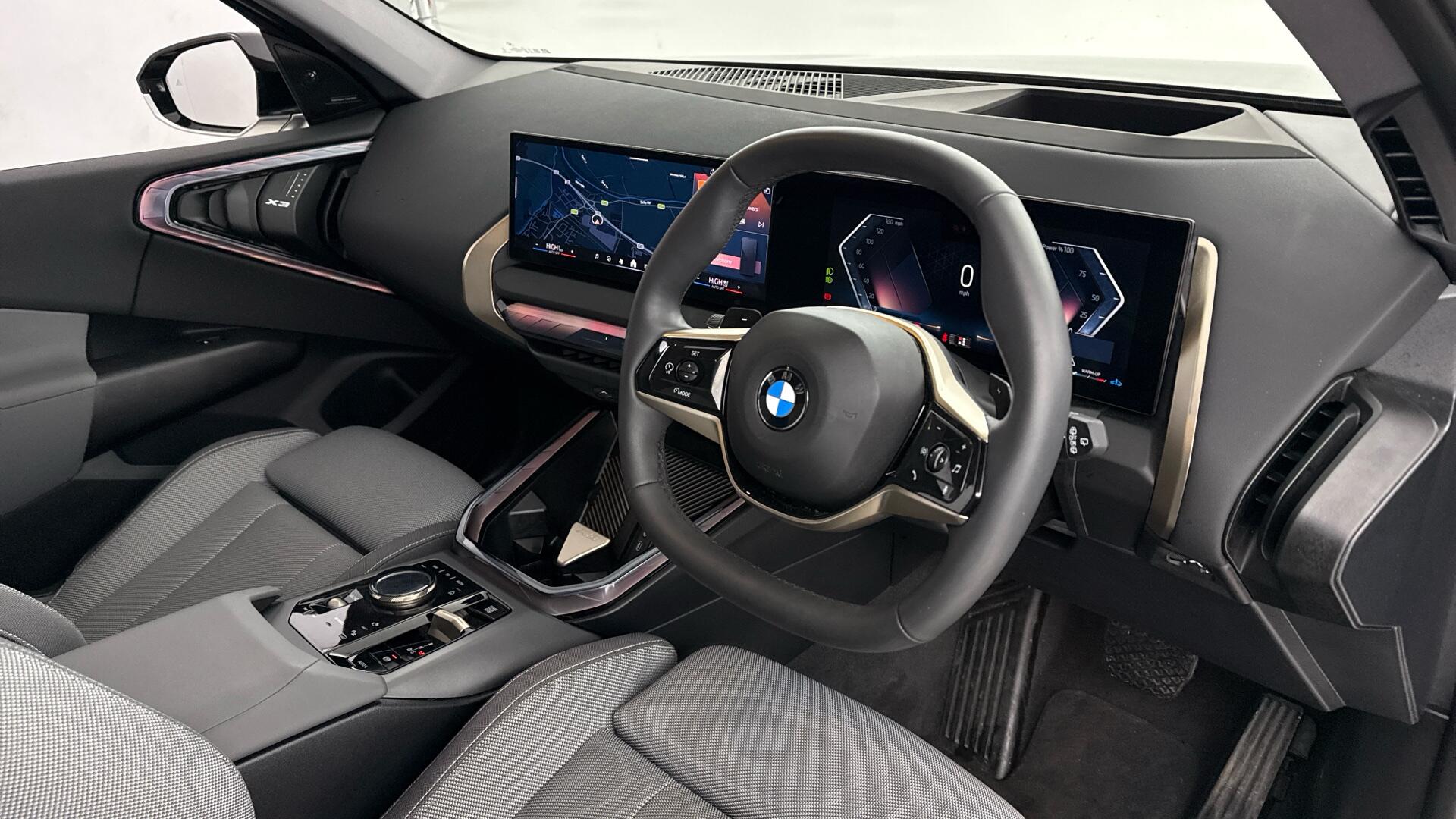 BMW X3 view 6