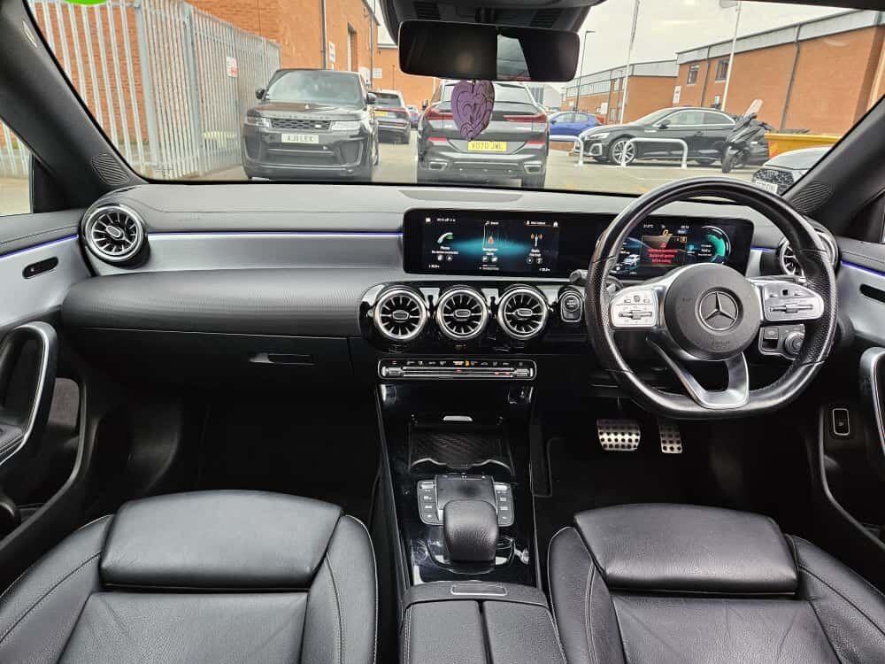 Mercedes-Benz CLA view 22