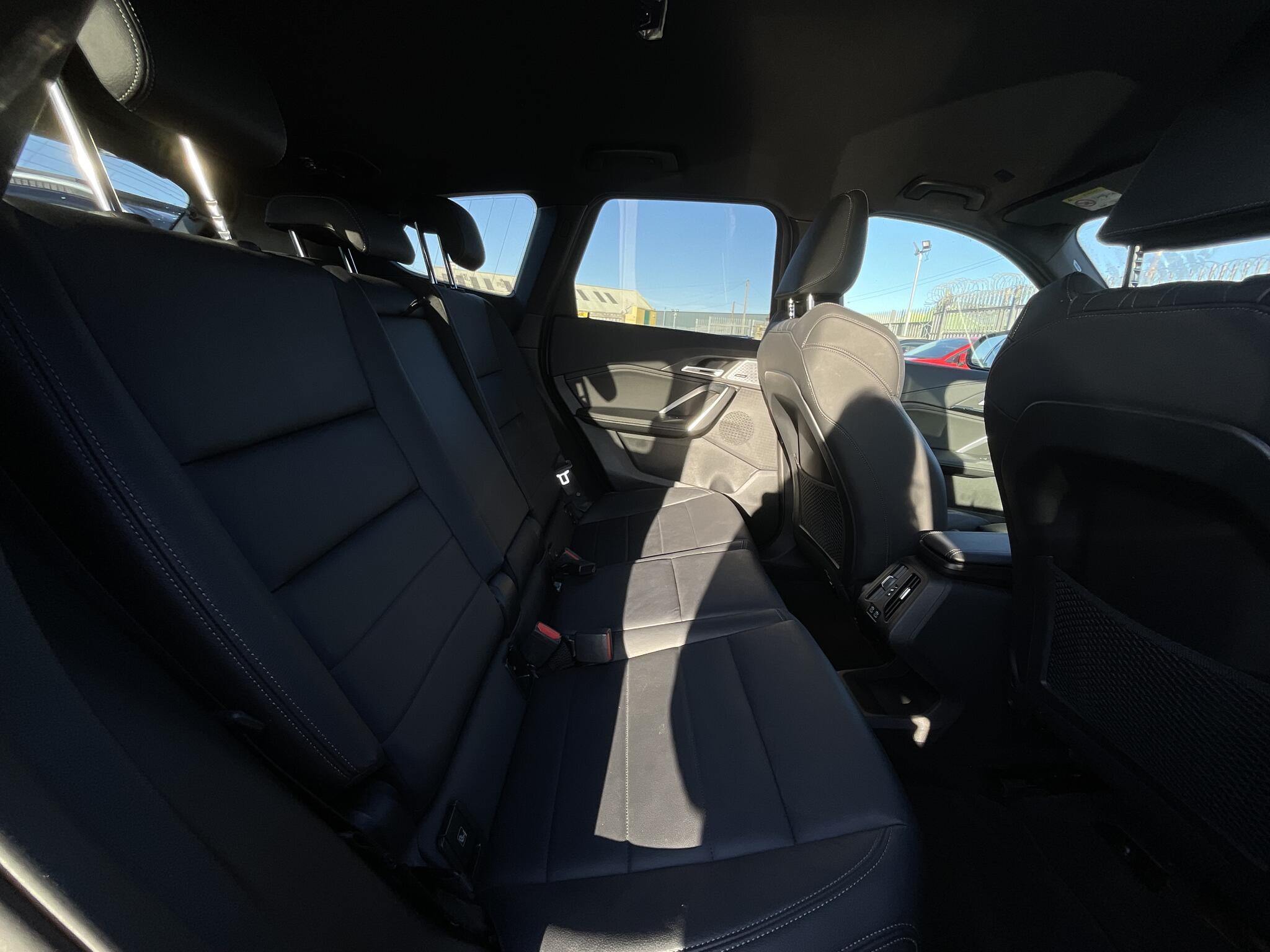BMW Ix1 view 14