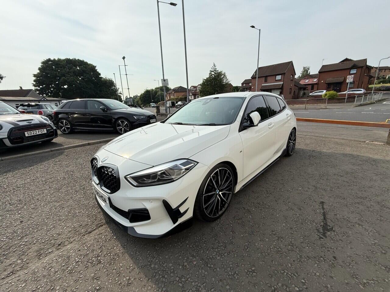 BMW 1 Series view 10