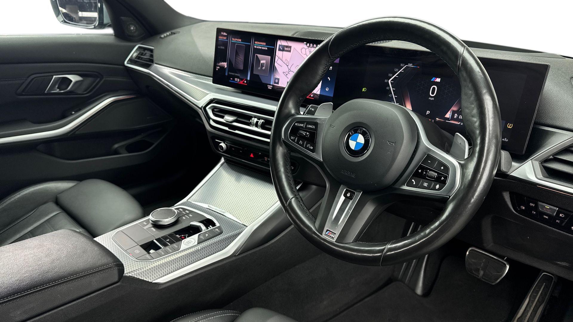 BMW 3 Series view 6