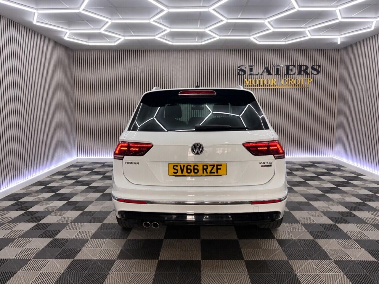 Volkswagen Tiguan view 29