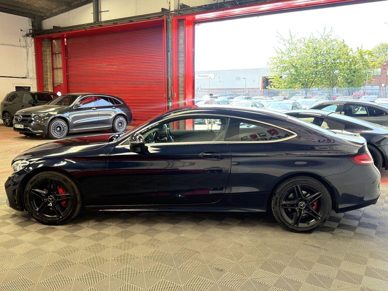 Mercedes-Benz C Class view 6