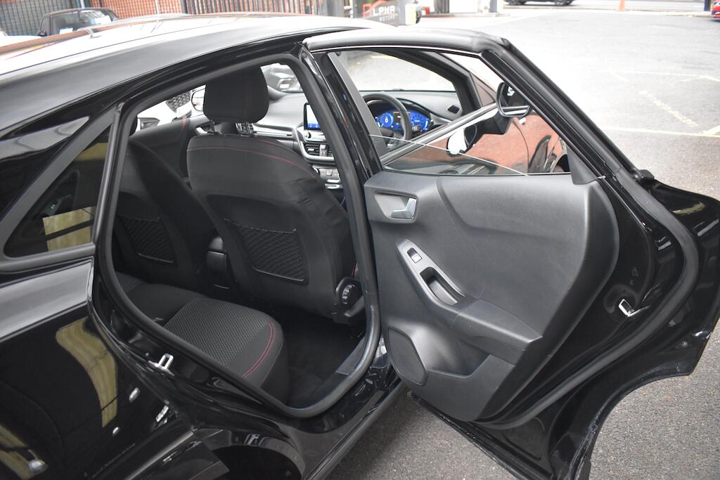 Ford Puma view 29
