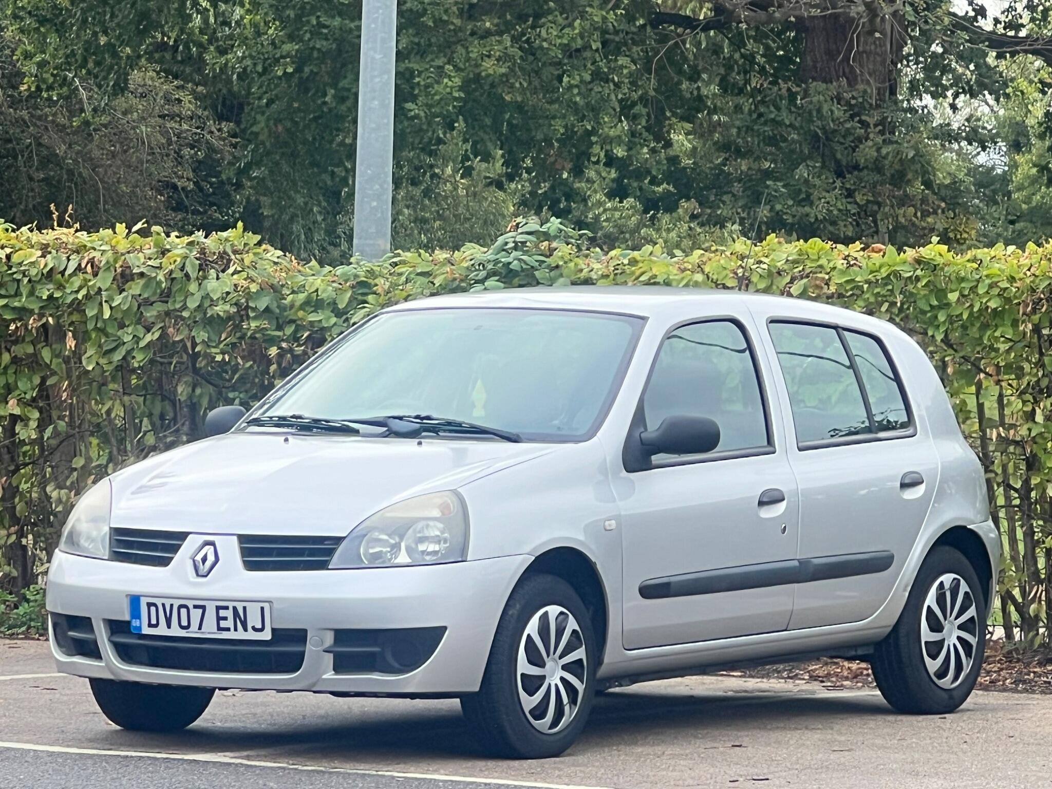 Renault Clio view 5