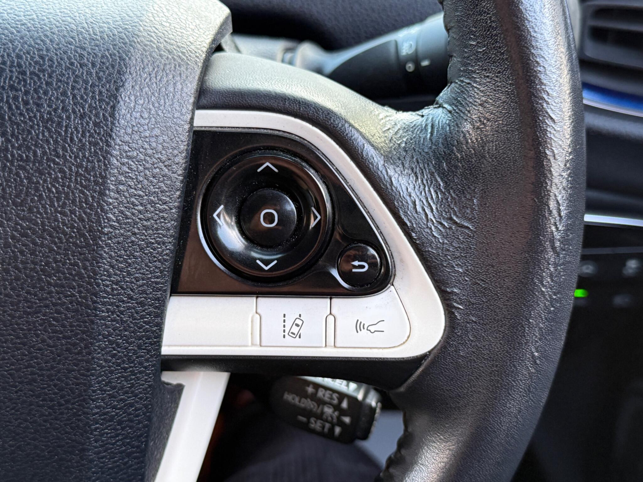 Toyota Prius - Image 68