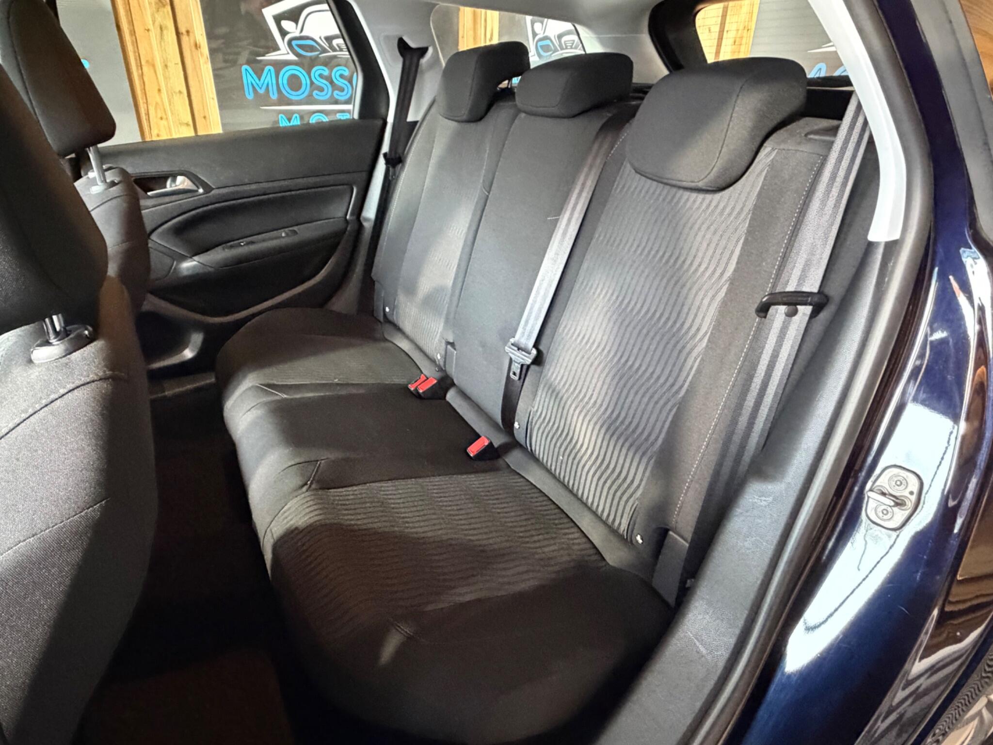 Peugeot 308 SW view 17