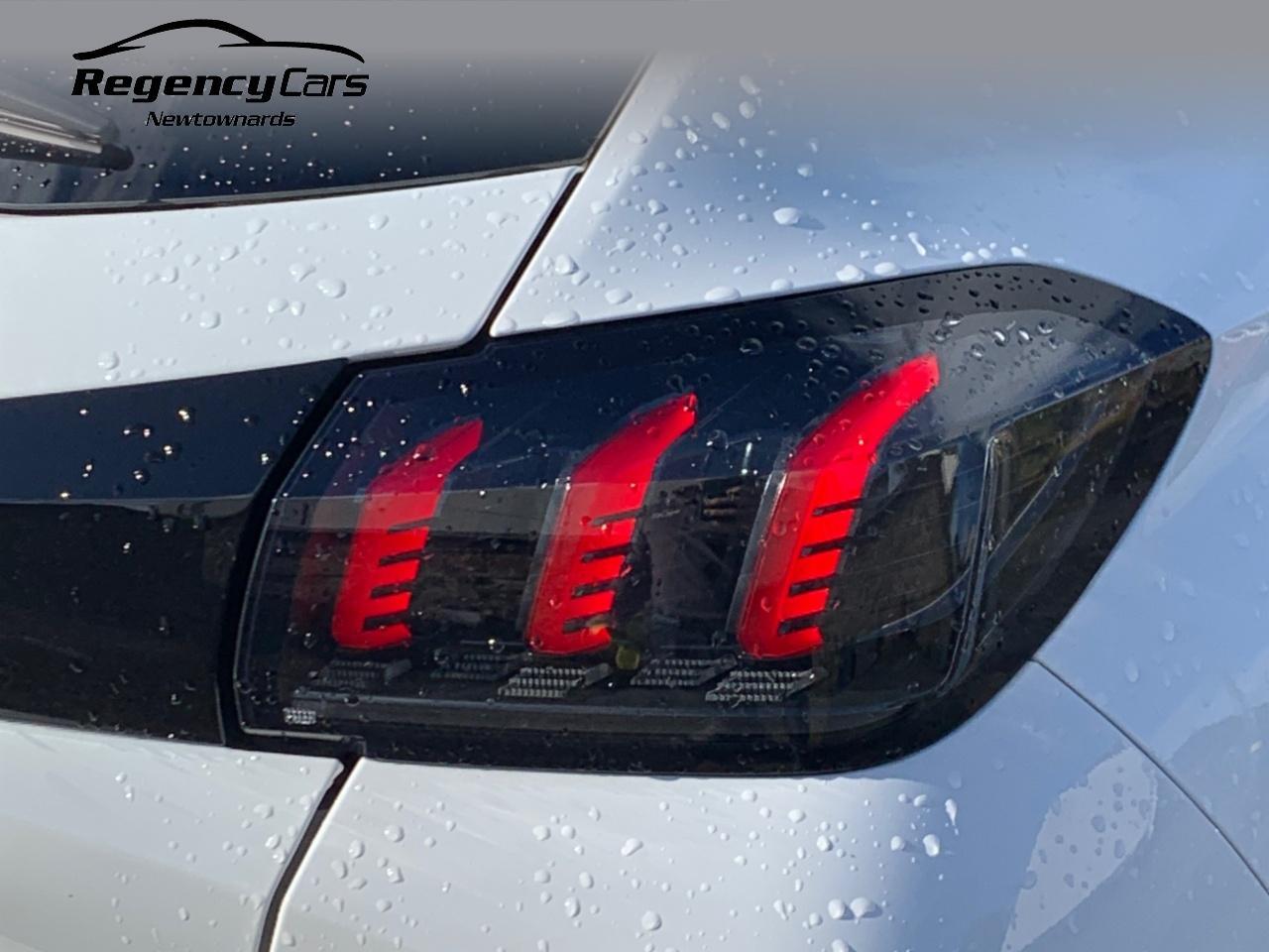 Peugeot 208 view 20