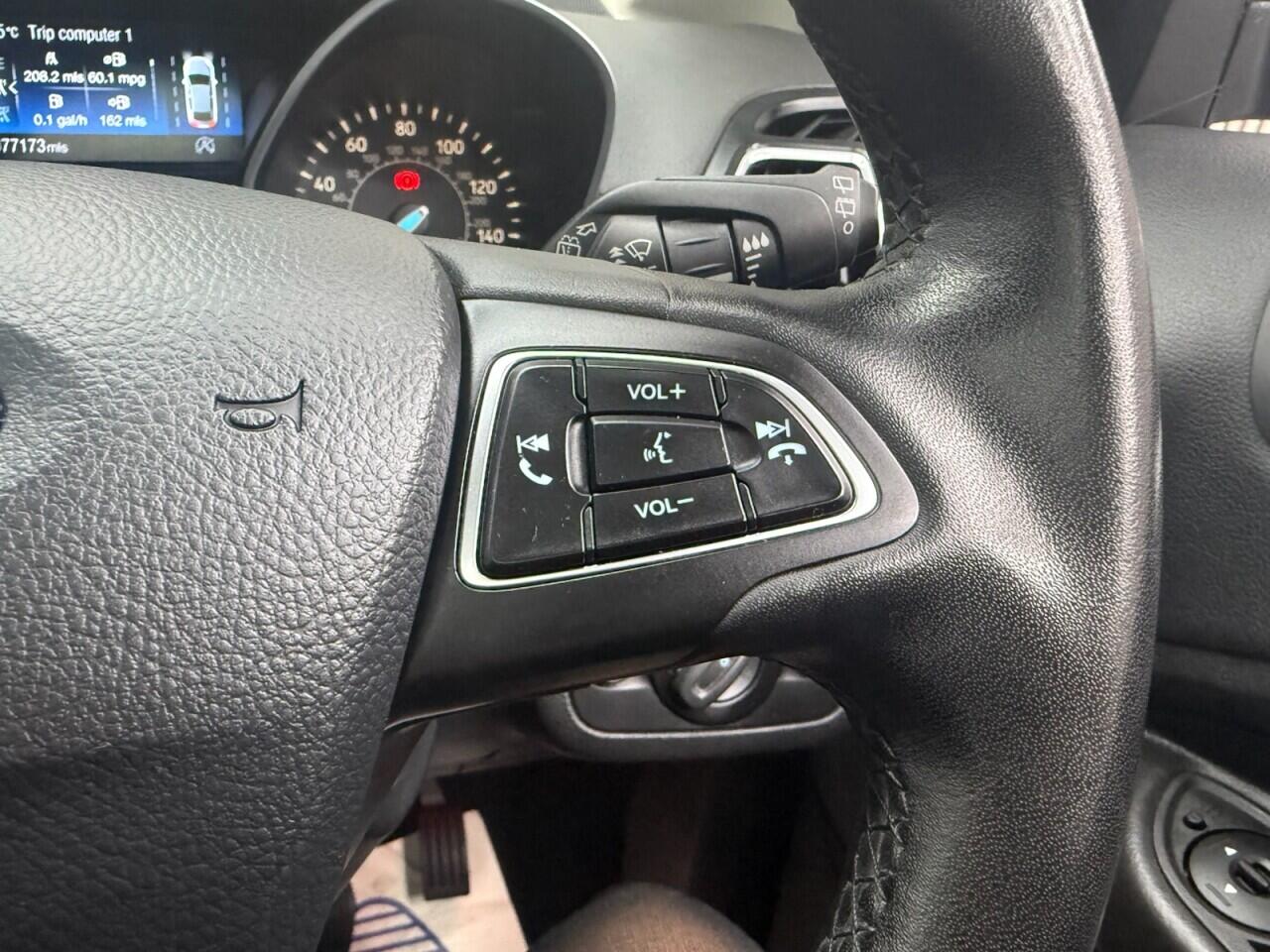 Ford C-Max view 14