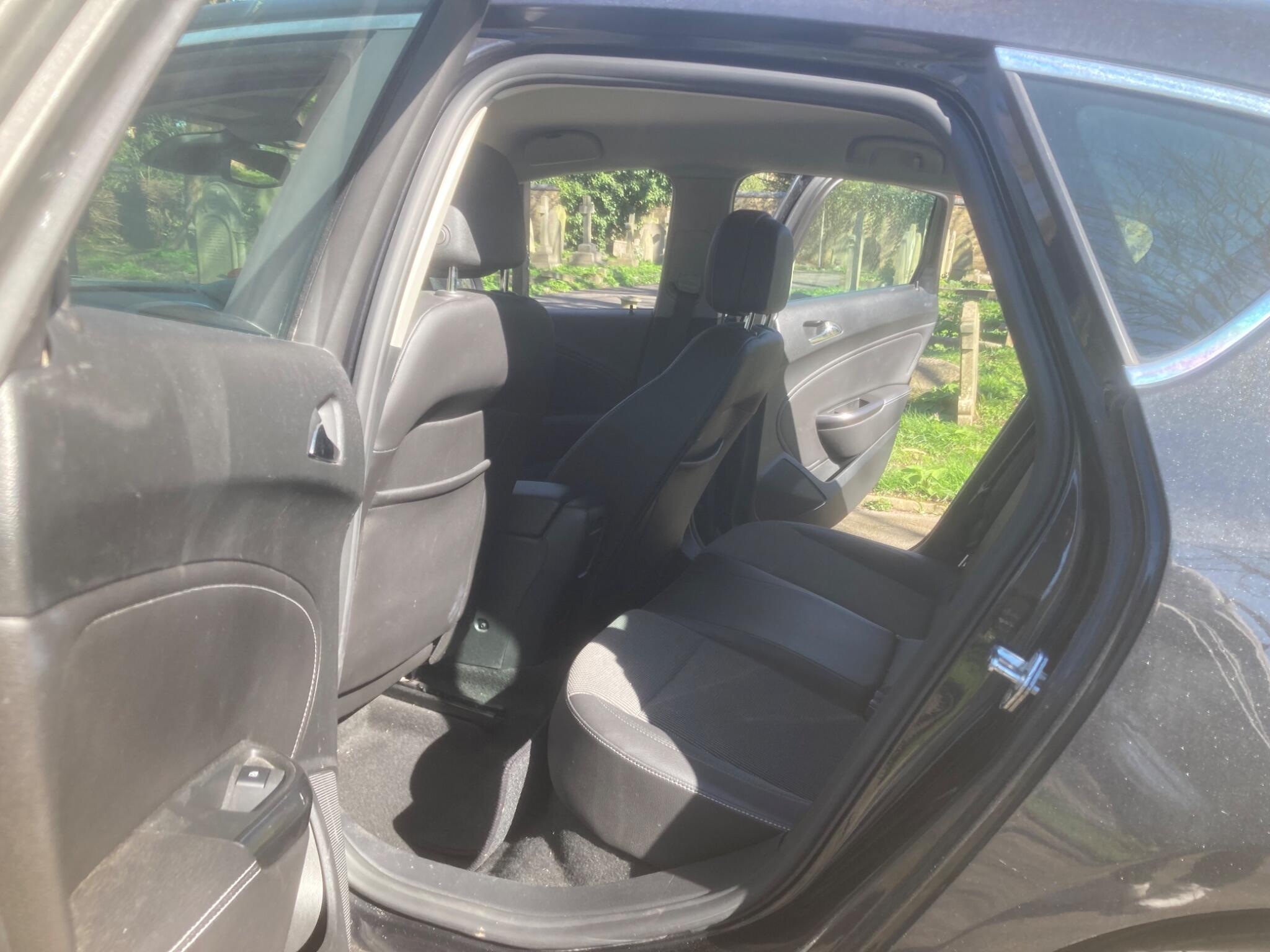 Vauxhall Astra view 12
