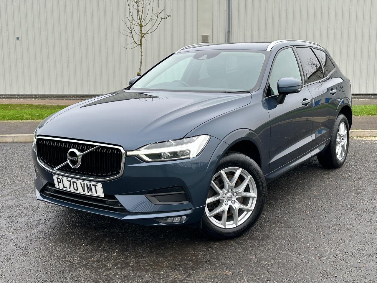 Volvo XC60 view 3