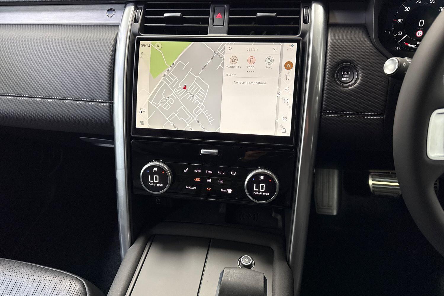 Land Rover Discovery view 13