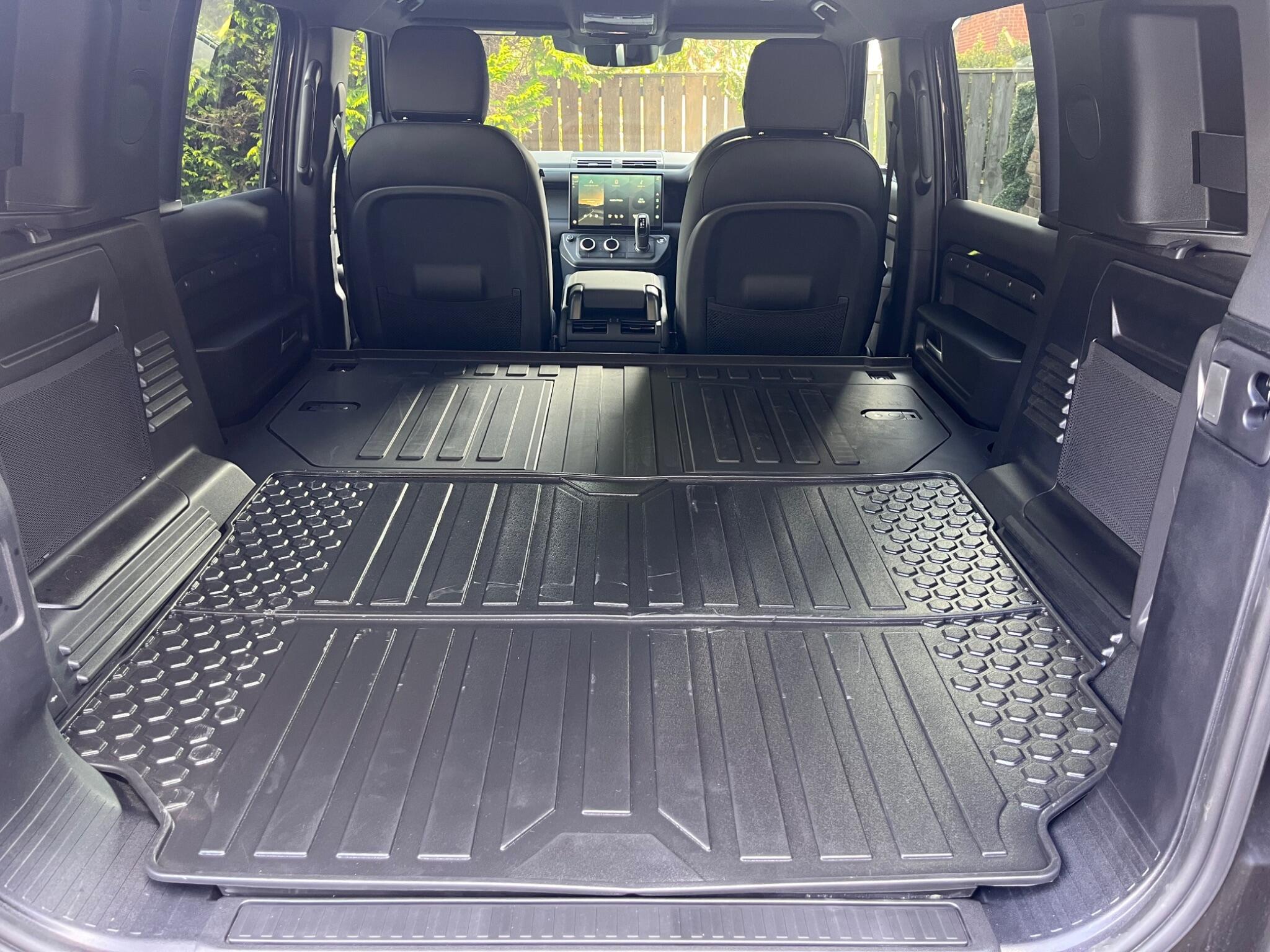 Land Rover Defender view 44