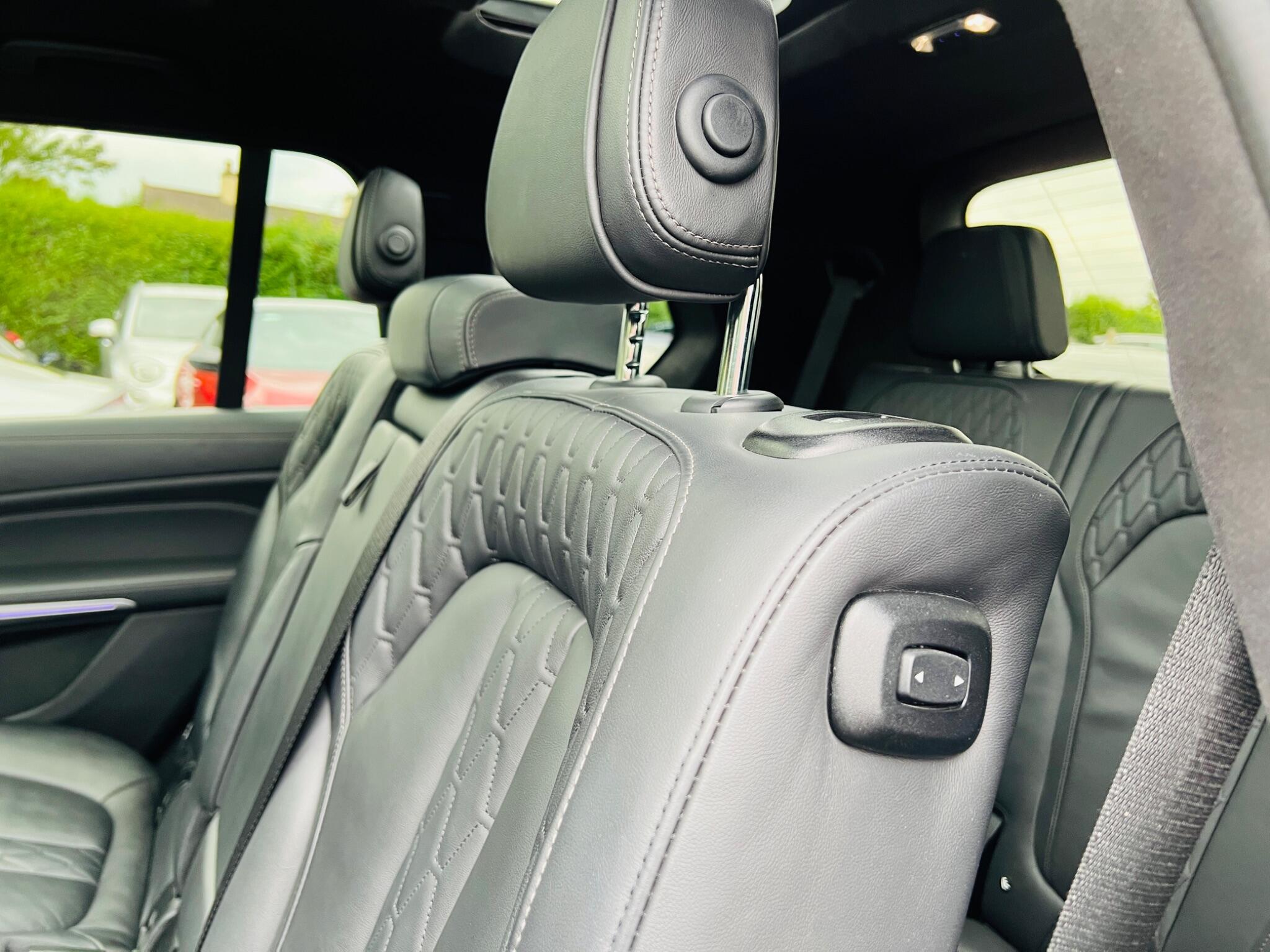 2021 BMW X7 4.4 M50i V8 Auto xDrive Euro 6 (s/s) 5dr • 62,886 miles image 22