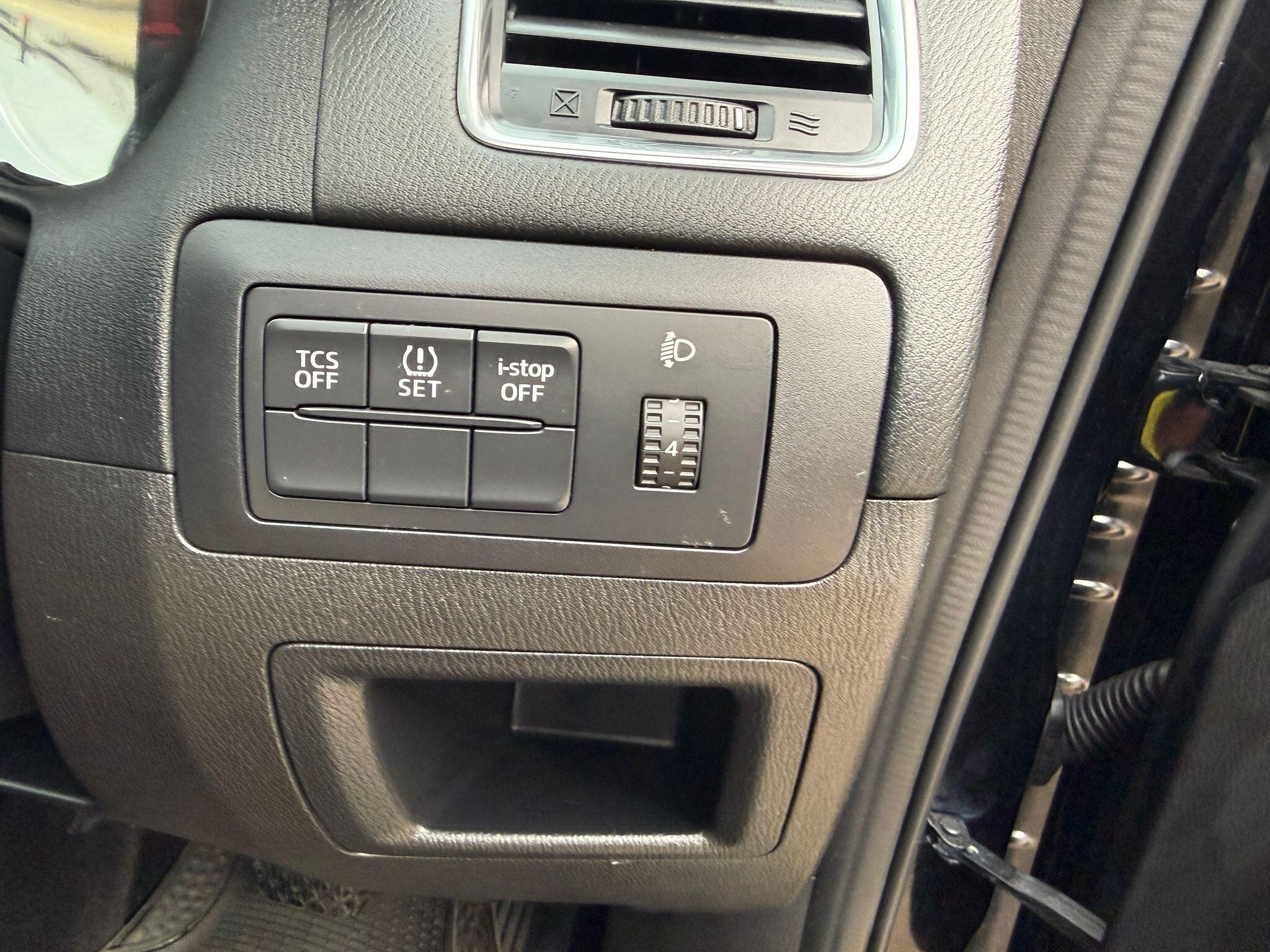 Mazda CX-5 view 17