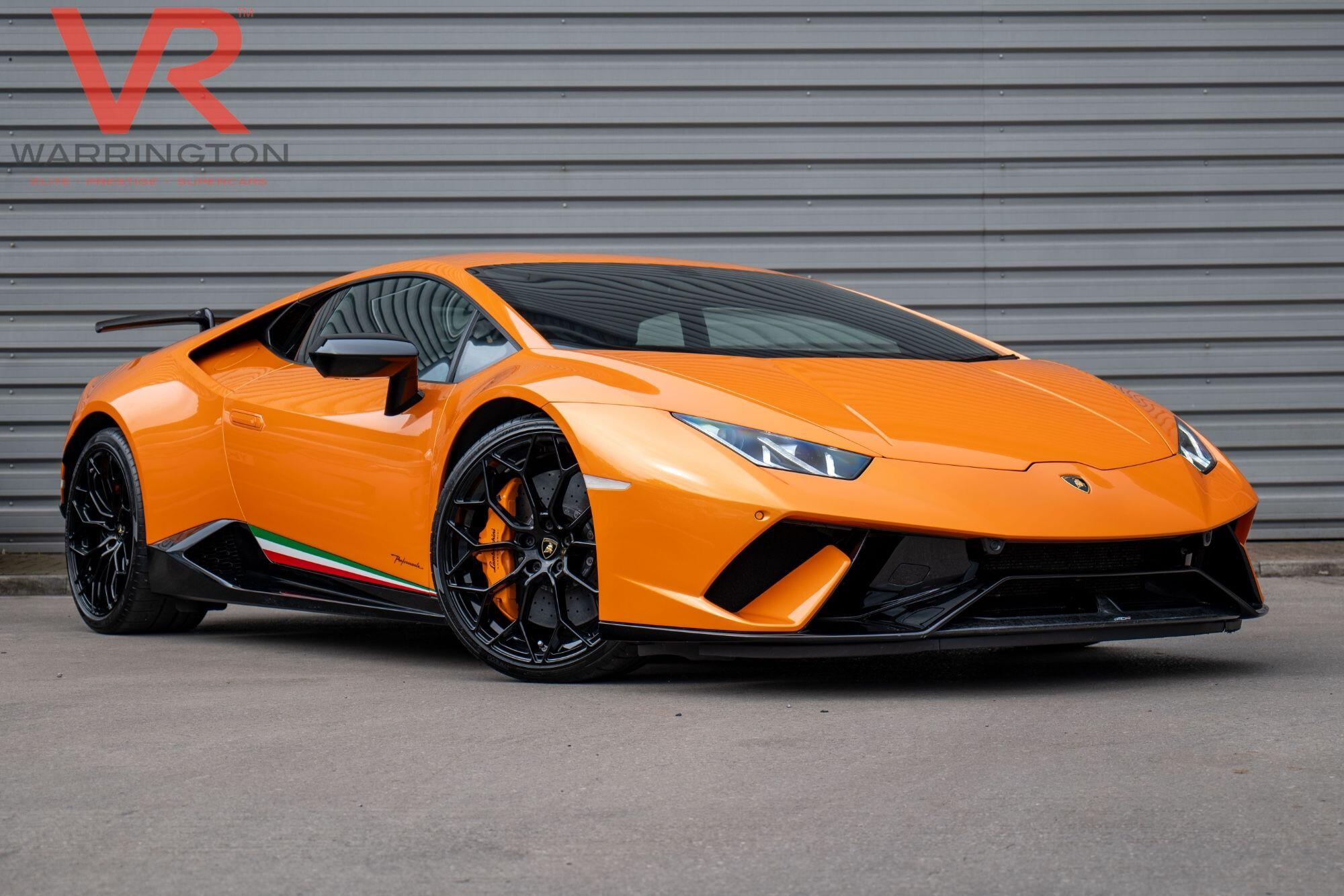 Lamborghini Huracan main image