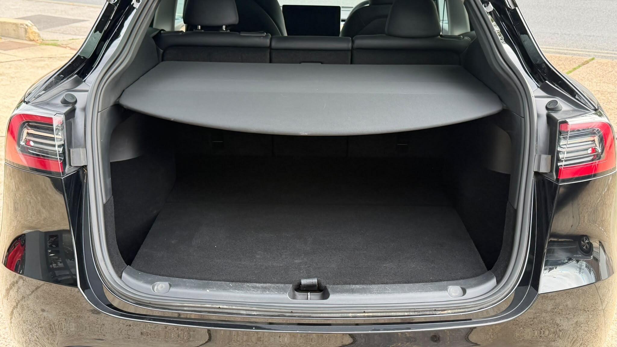 Tesla Model Y view 30