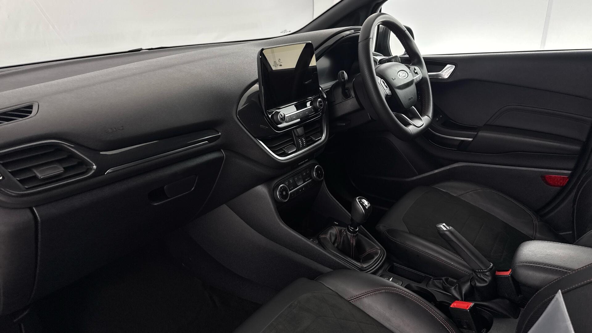 Ford Fiesta view 10
