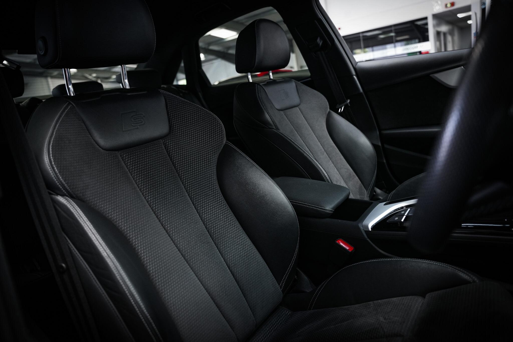 Audi A4 view 17
