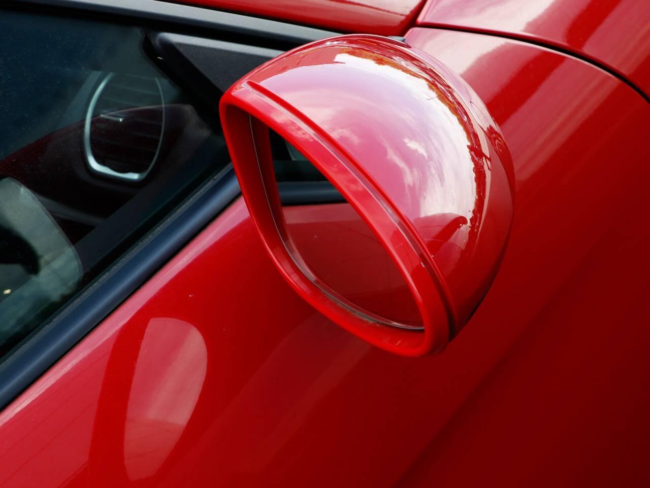 Porsche Cayman view 34