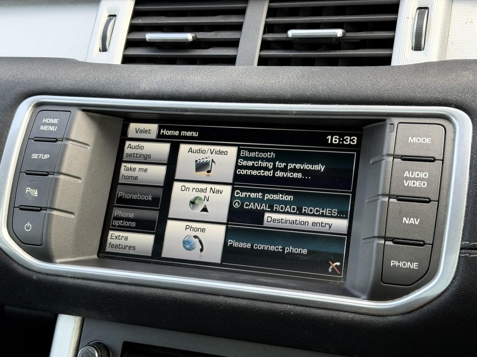 Land Rover Range Rover Evoque view 21