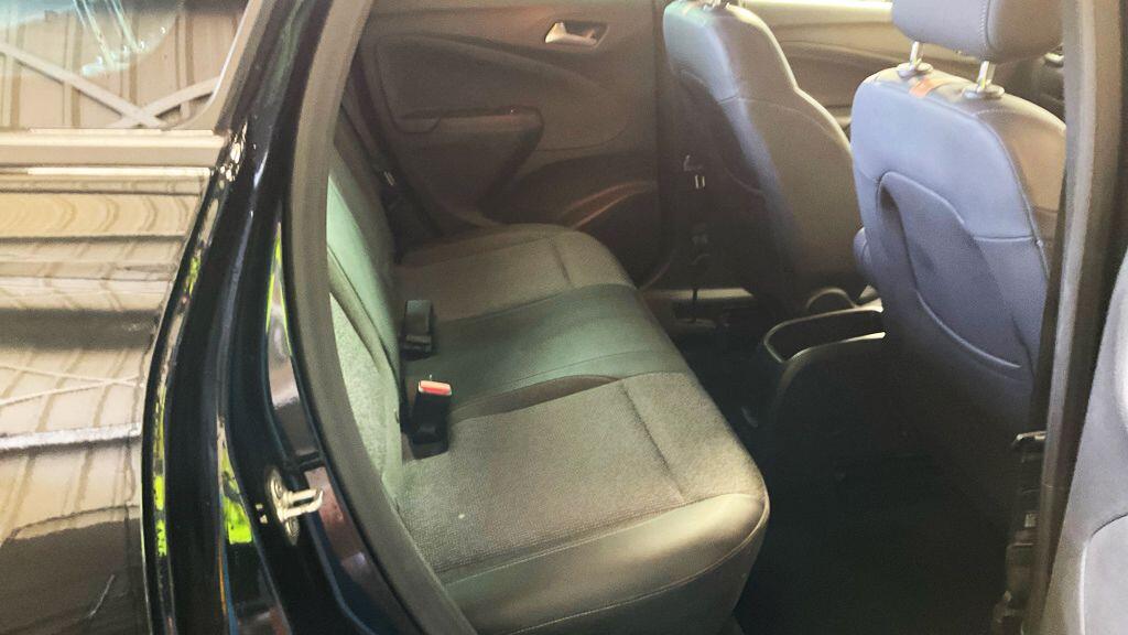 Vauxhall Crossland view 13