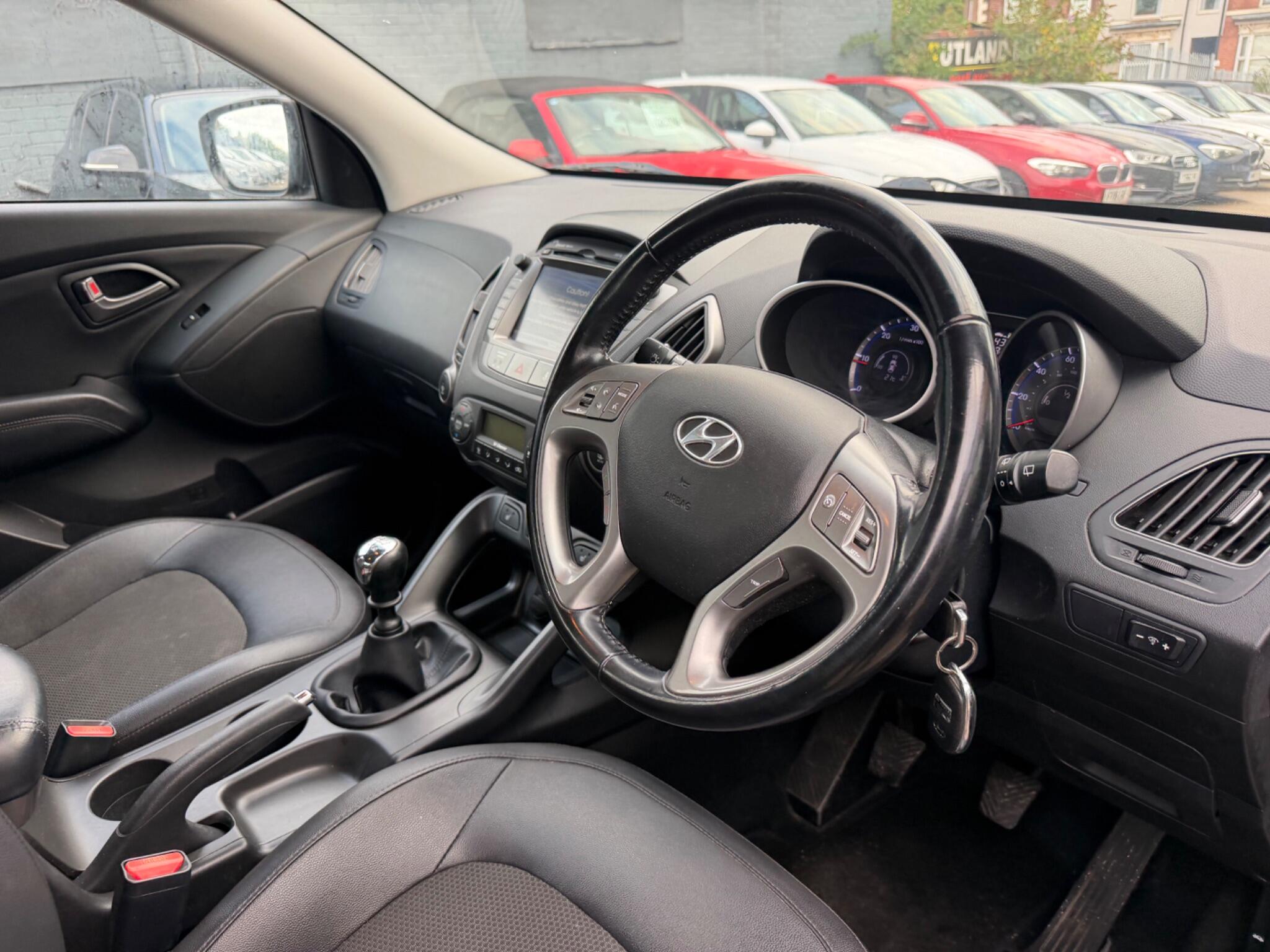 Hyundai Ix35 view 11