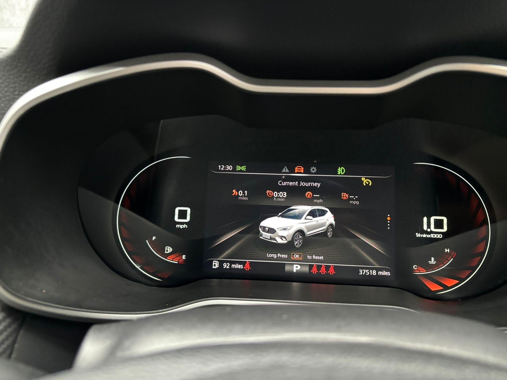 MG MG ZS view 37