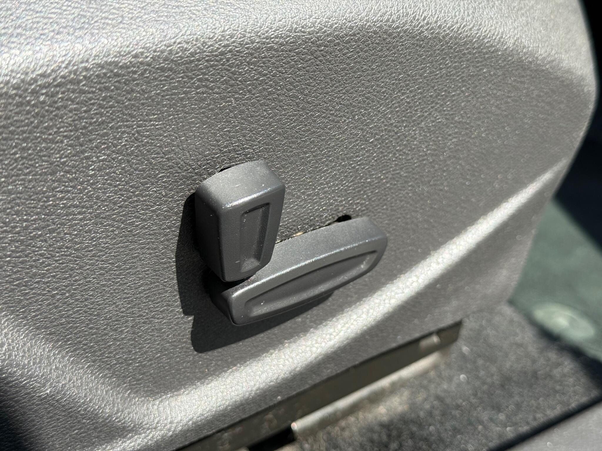 Ford Focus view 21