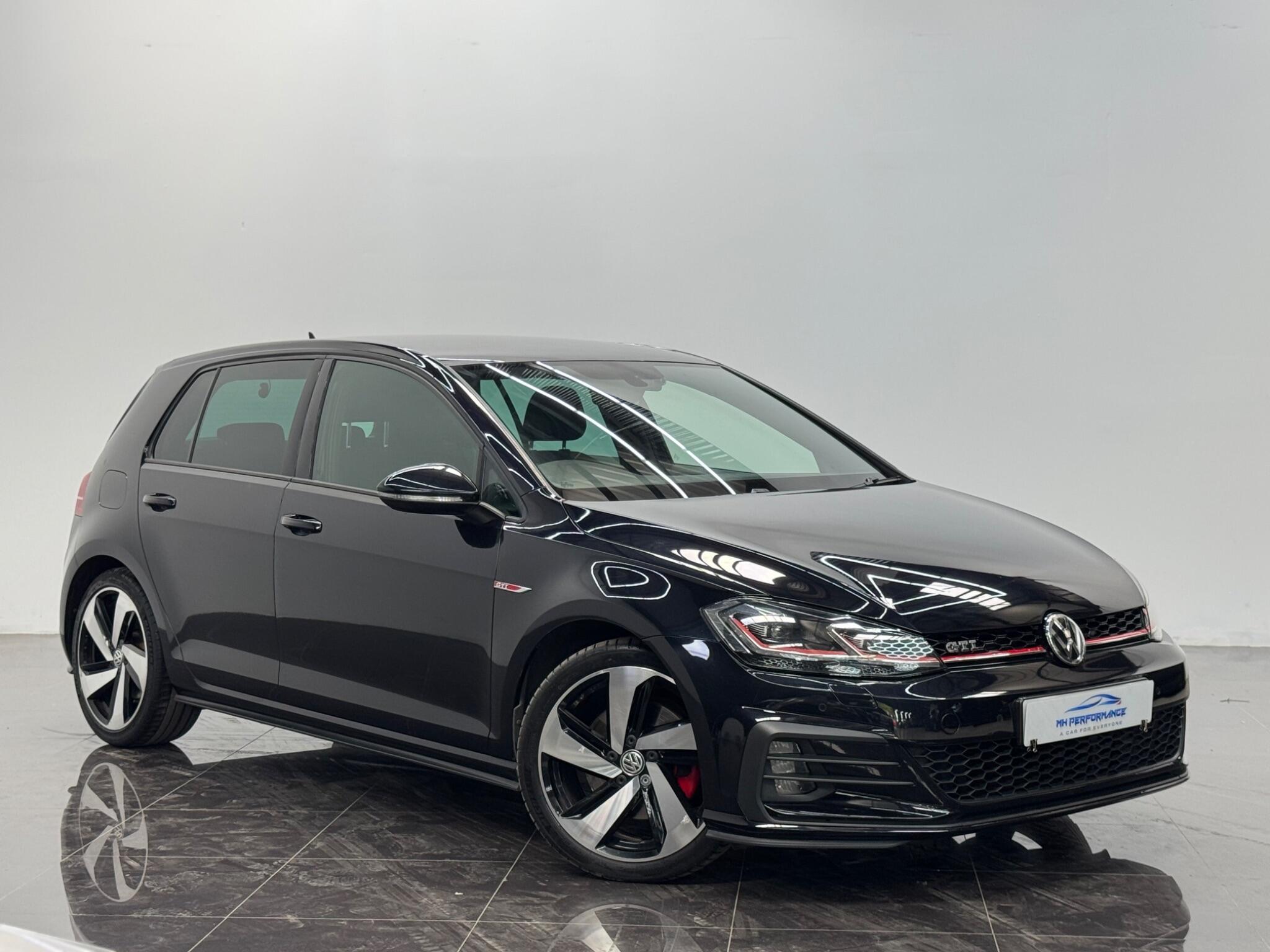 Volkswagen Golf view 67