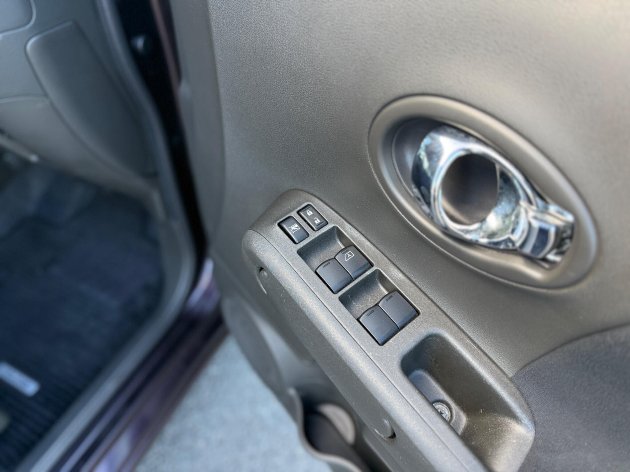 Nissan Cube view 28