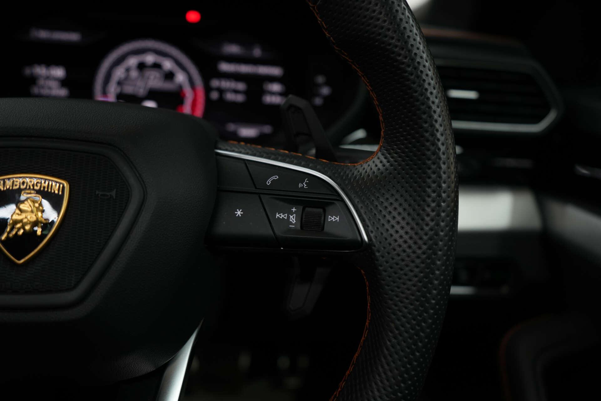 Lamborghini Urus view 62