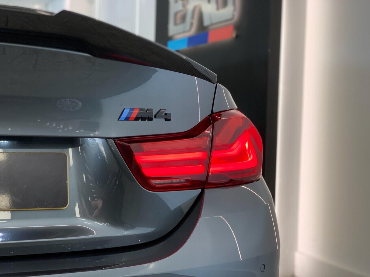 BMW M4 view 9