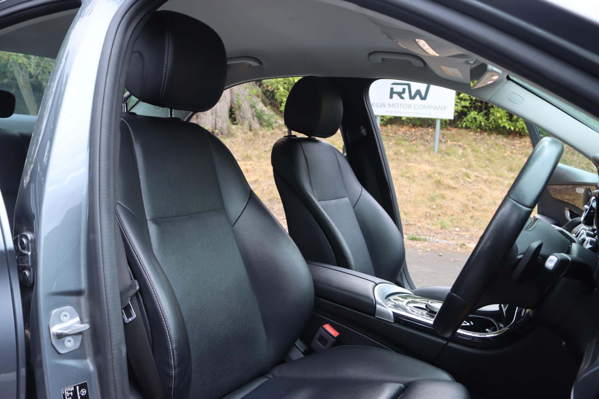 Mercedes-Benz C Class view 5