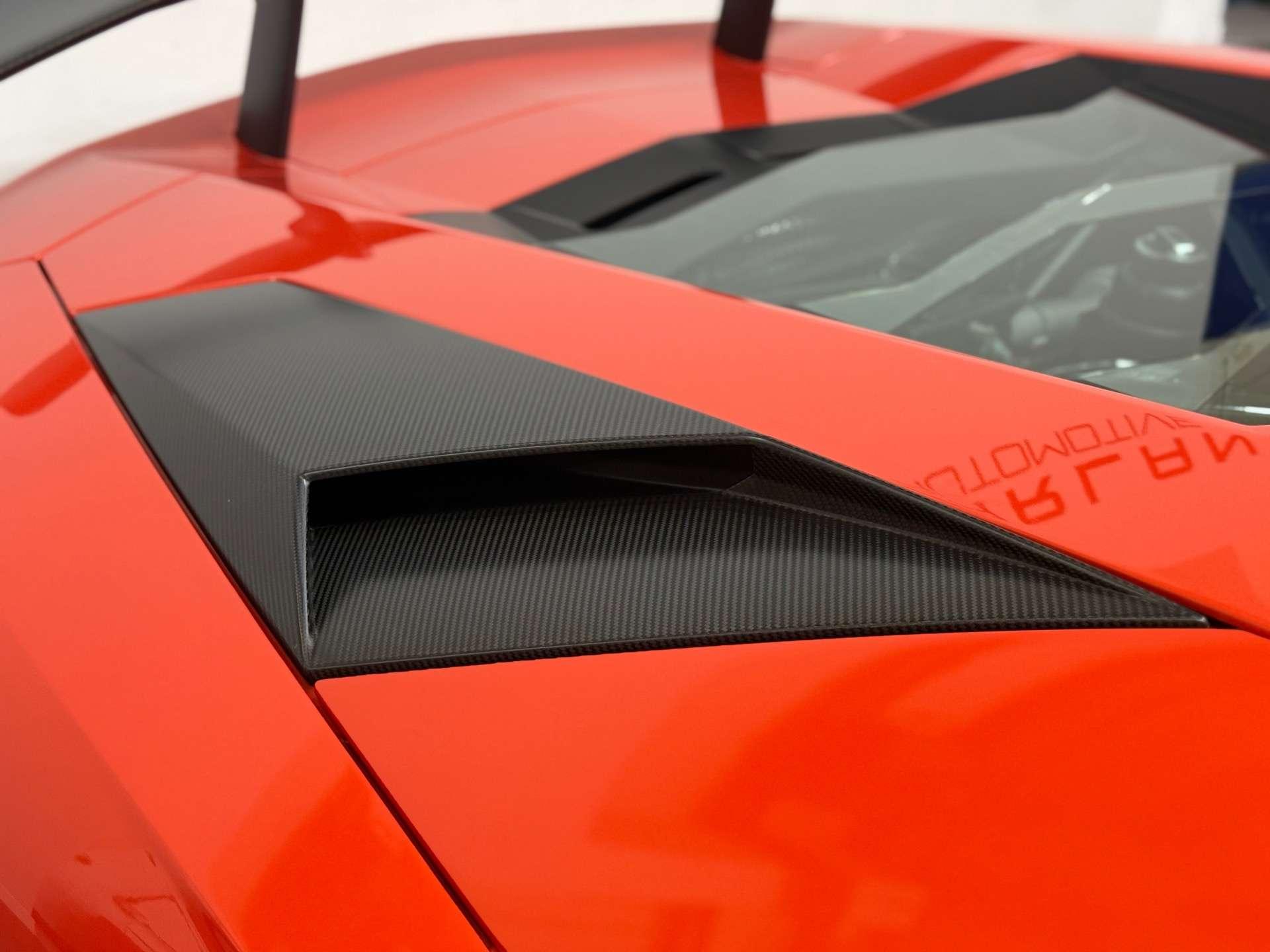 Lamborghini Aventador view 67