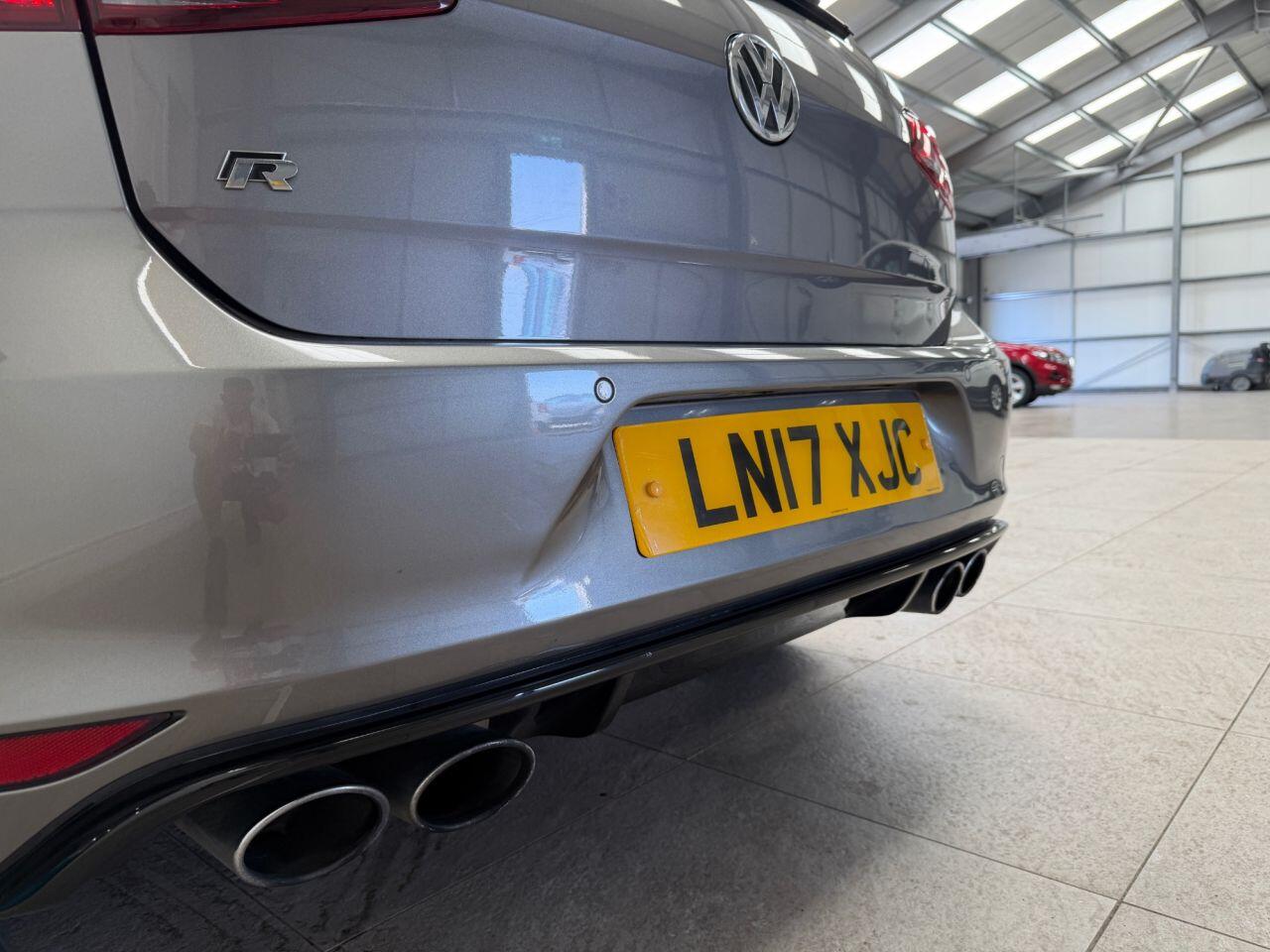 Volkswagen Golf view 24