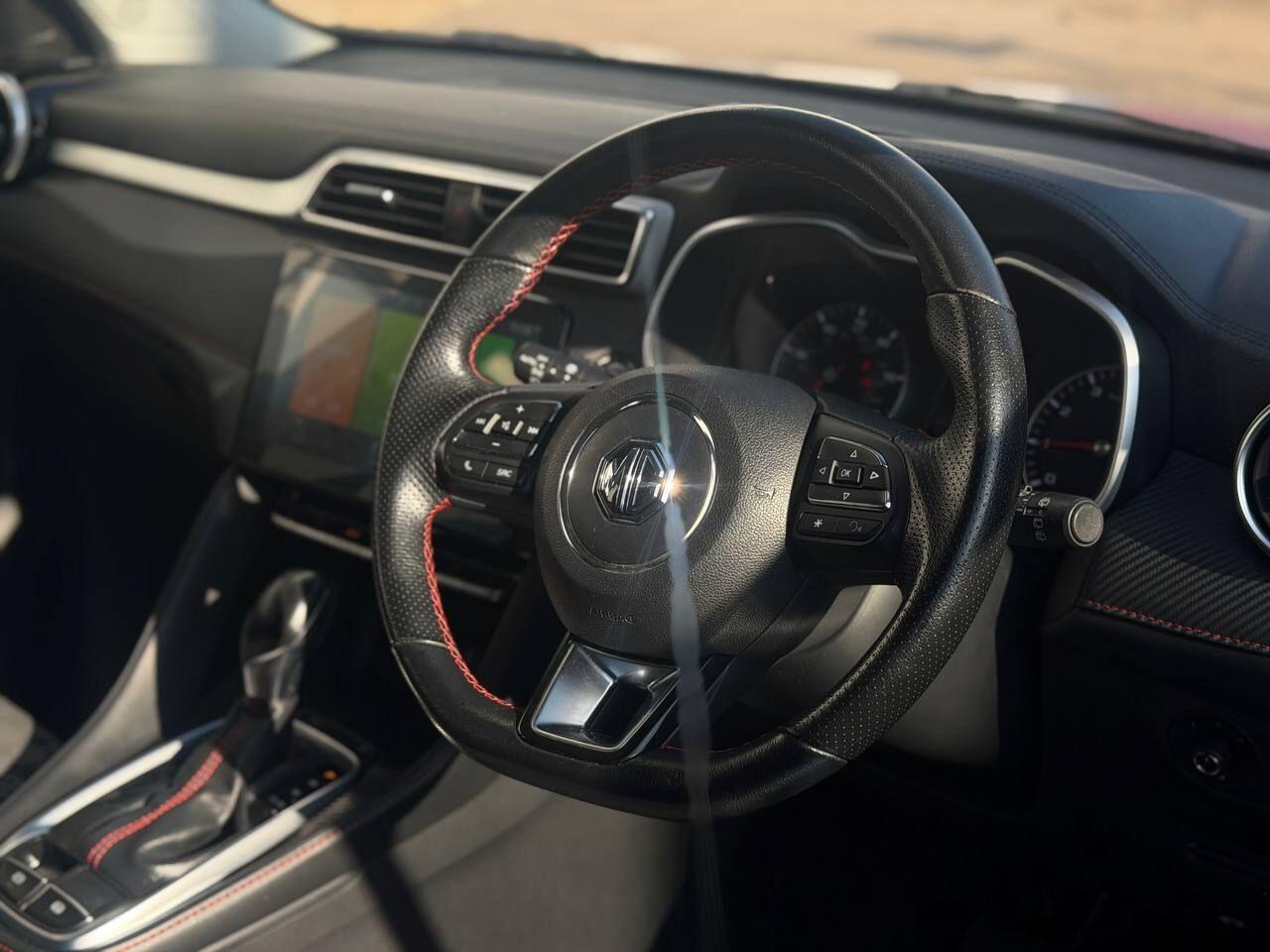 MG ZS view 8