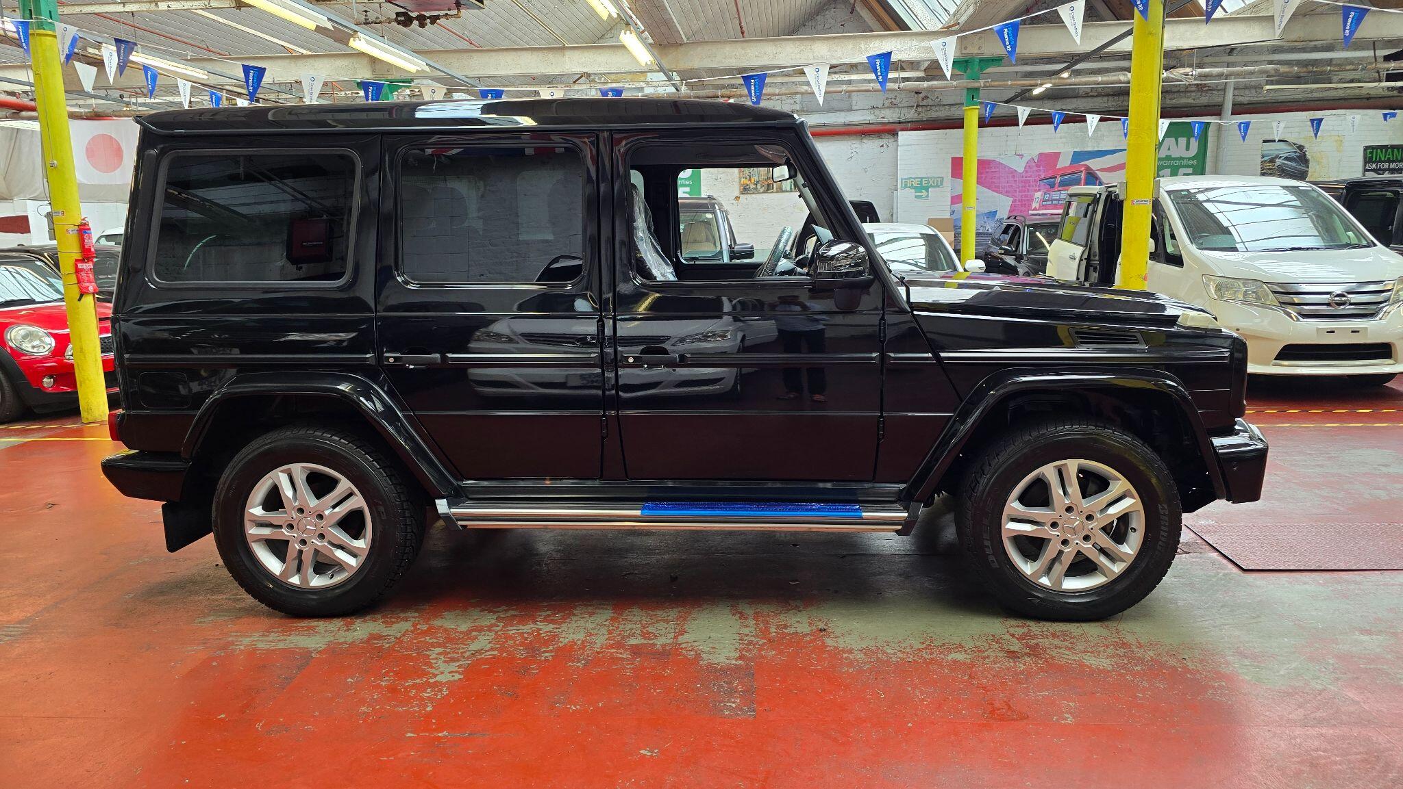 Mercedes-Benz G-Class view 60