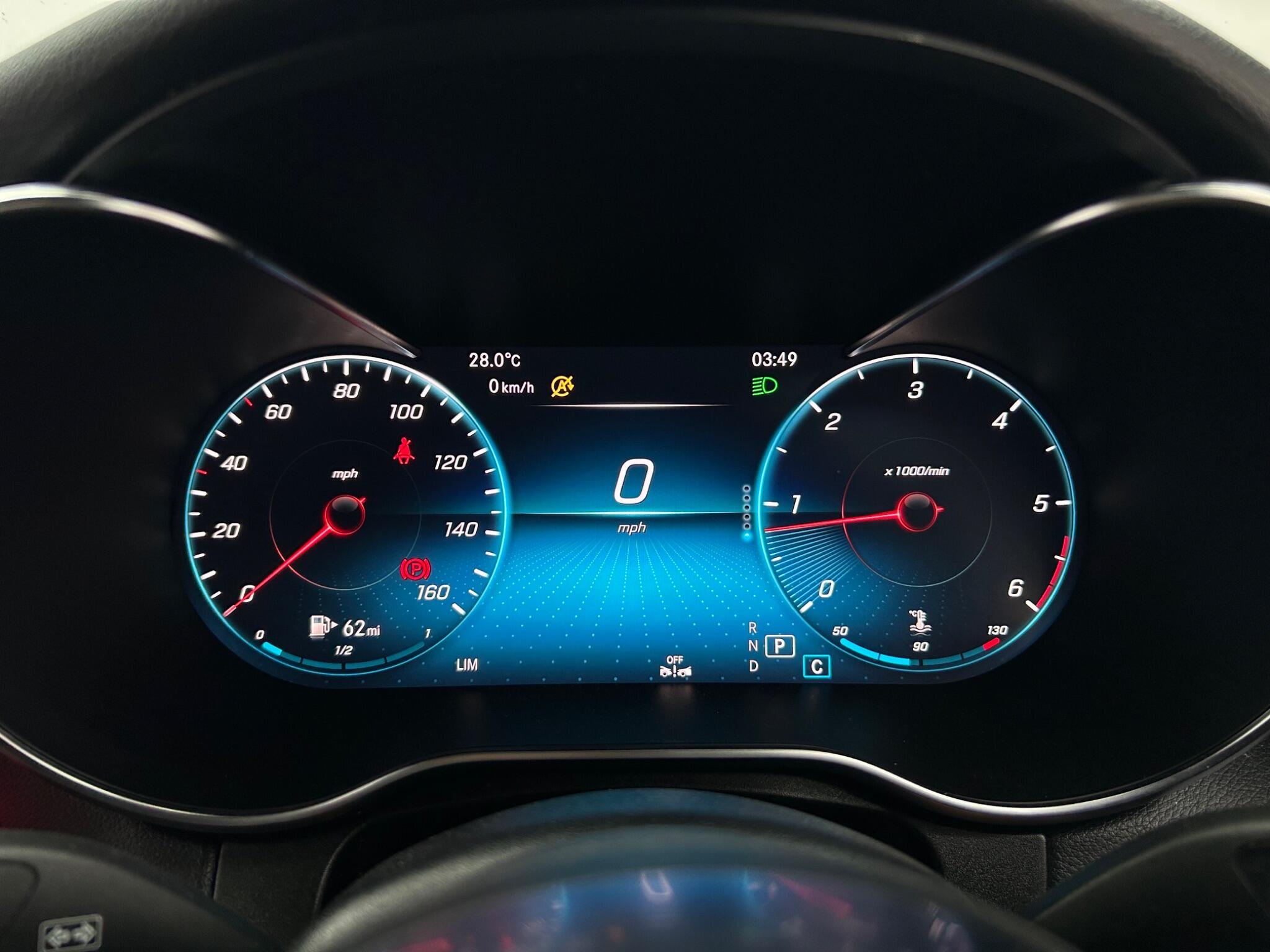 Mercedes-Benz GLC view 41
