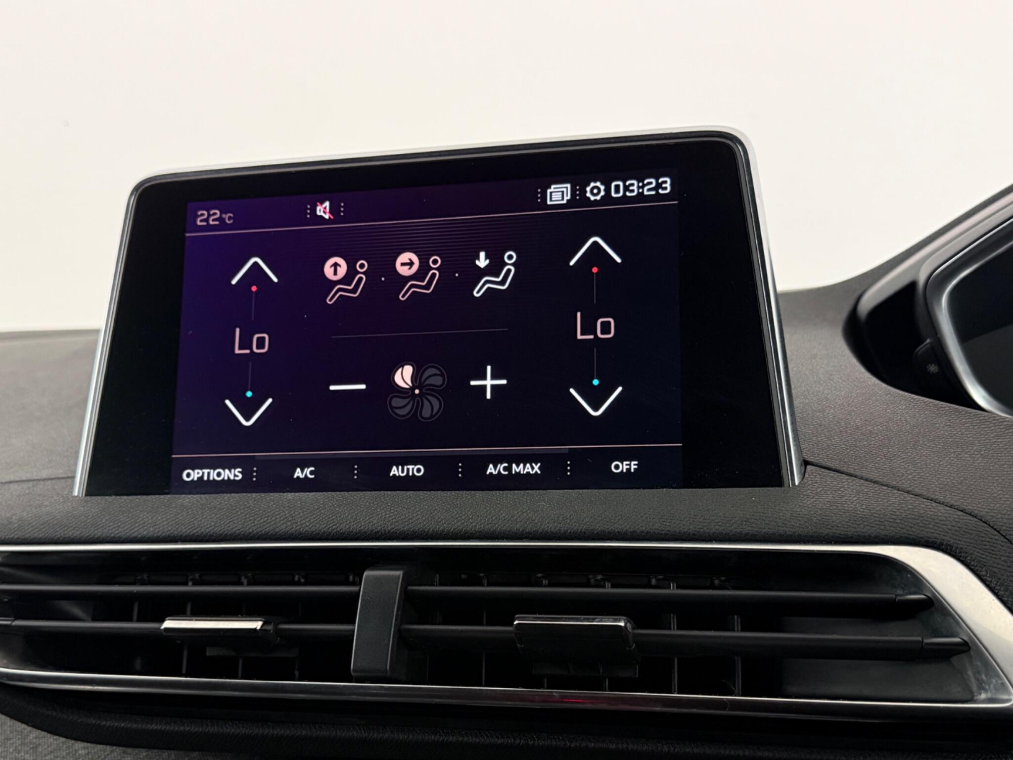 Peugeot 5008 view 23