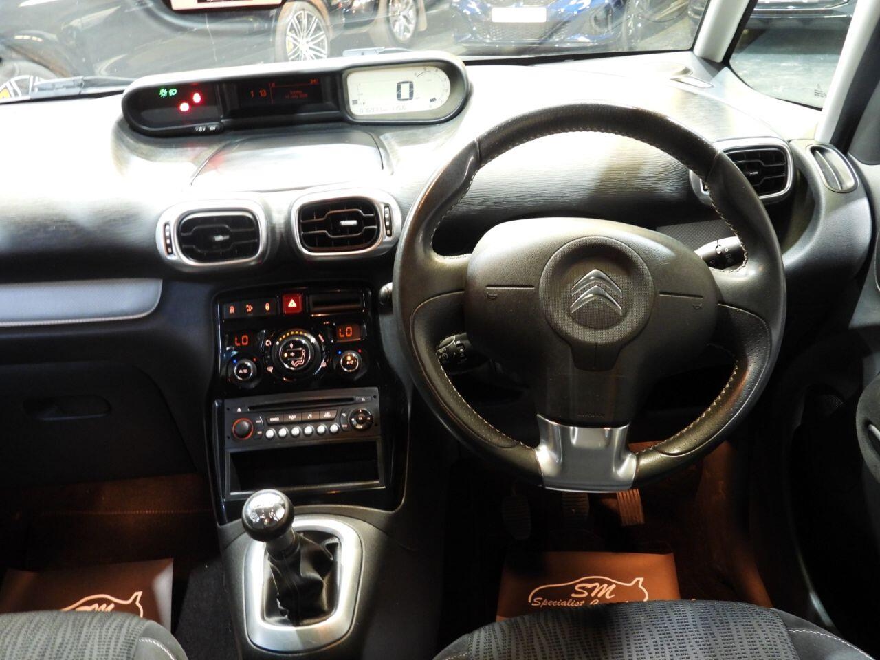 Citroen C3 Picasso view 33