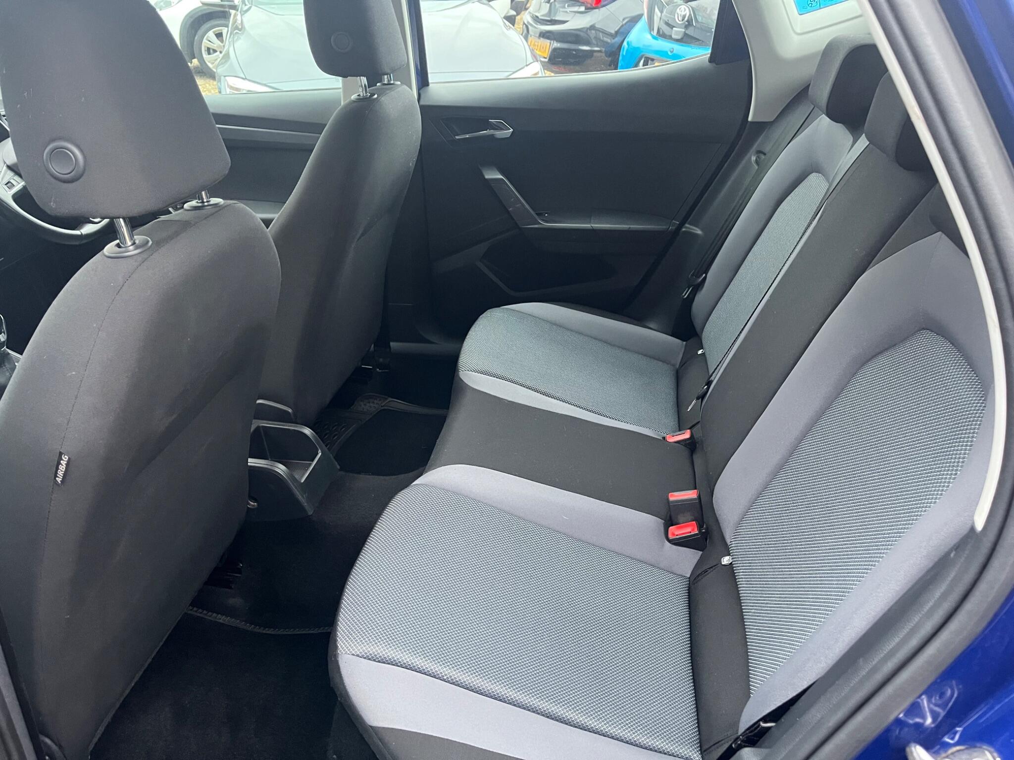 SEAT Arona view 13