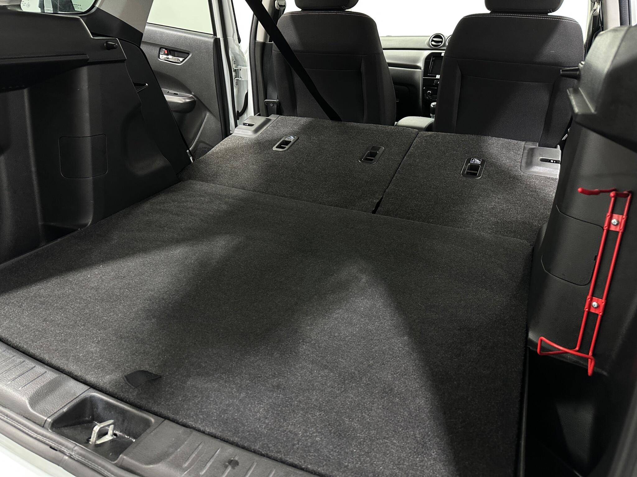 Suzuki Vitara view 43