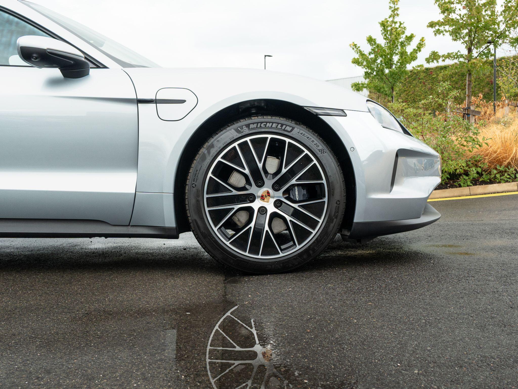 Porsche Taycan view 14