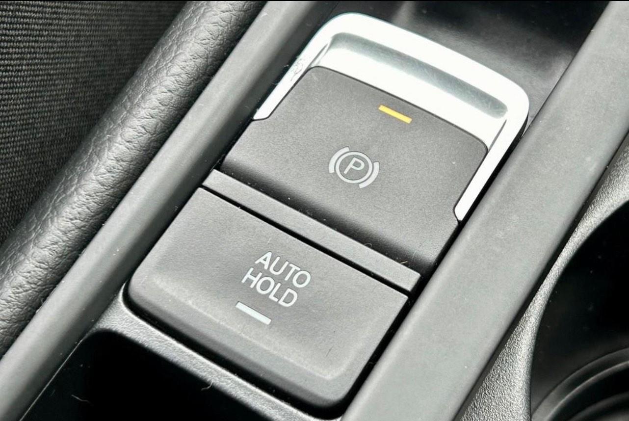 Volkswagen Golf view 29